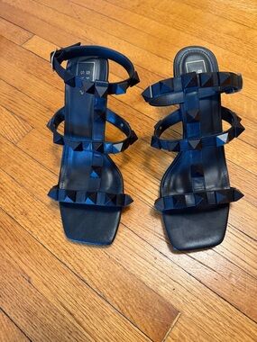 ShuShop Black Pyramid-Stud Strappy Heels